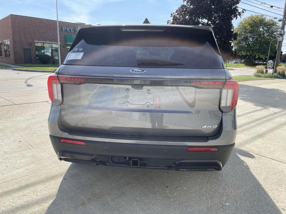 new 2025 Ford Explorer car, priced at $49,975