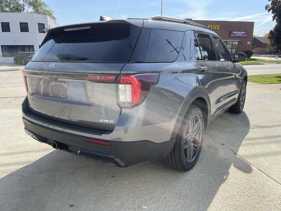 new 2025 Ford Explorer car, priced at $49,975