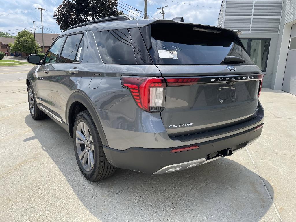 new 2025 Ford Explorer car, priced at $45,429
