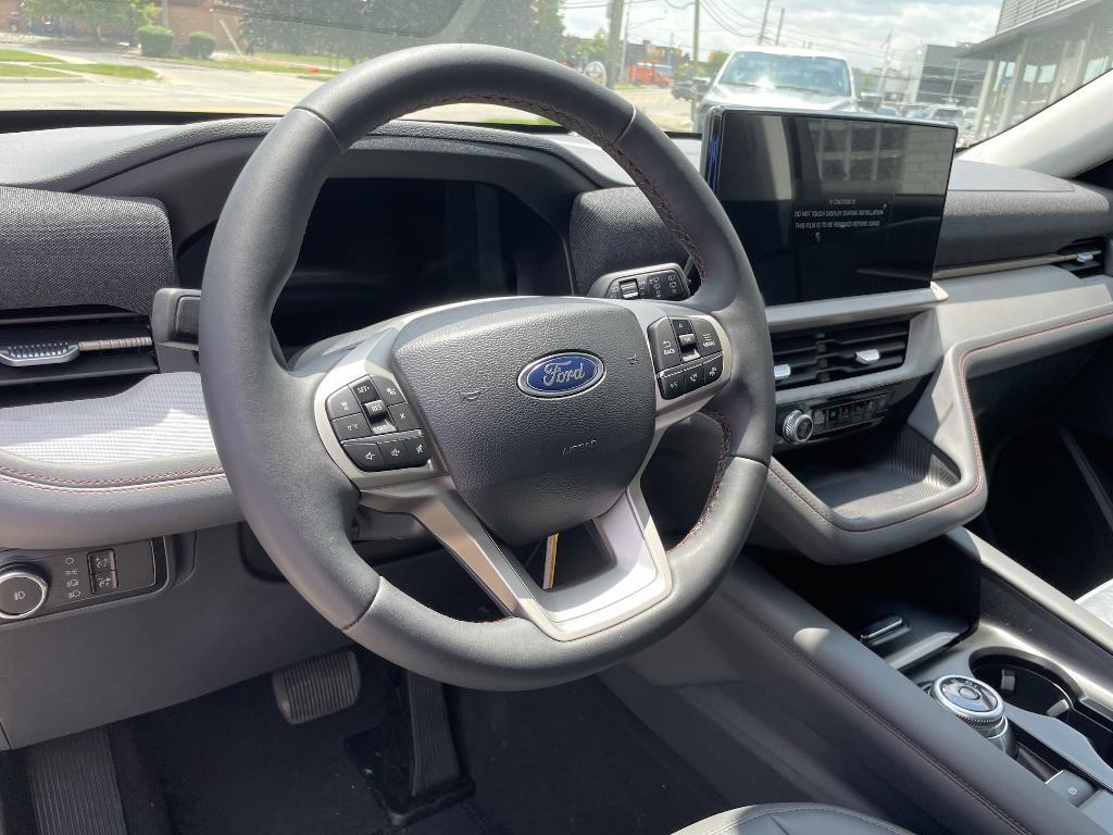 new 2025 Ford Explorer car, priced at $45,429