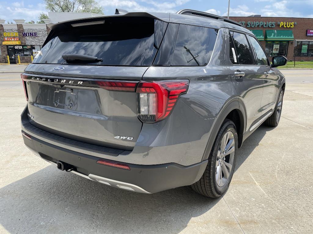 new 2025 Ford Explorer car, priced at $45,429