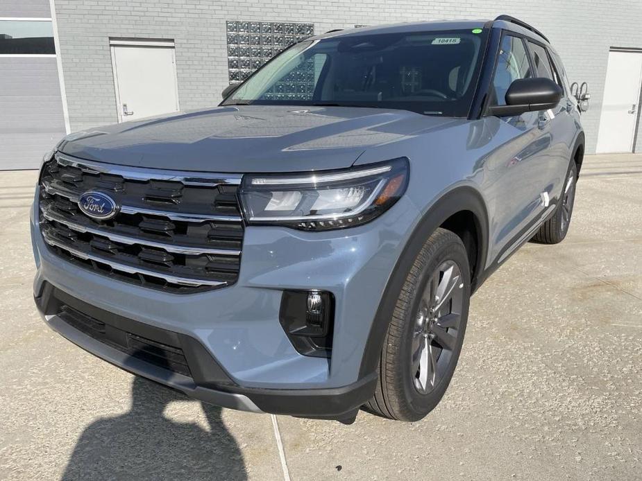 new 2025 Ford Explorer car, priced at $45,004