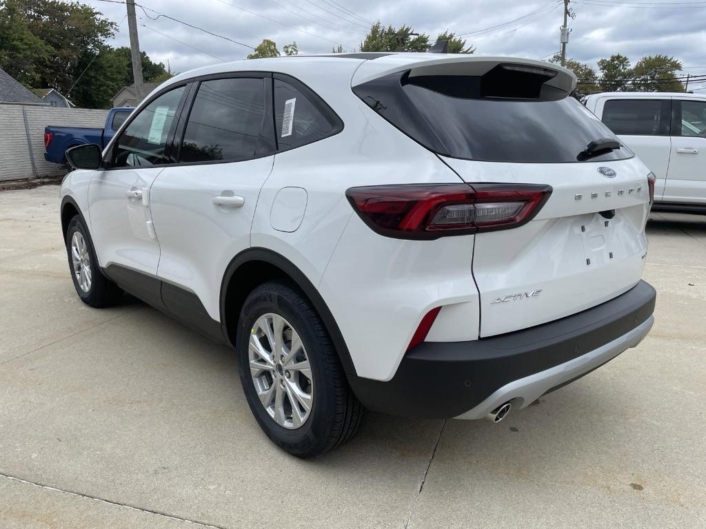 new 2025 Ford Escape car, priced at $31,757