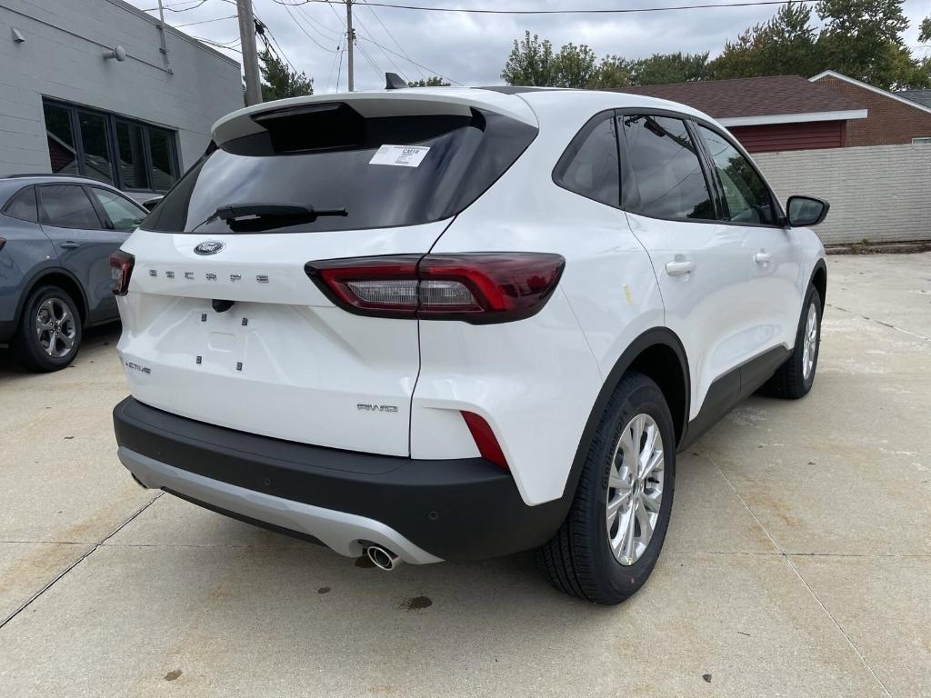 new 2025 Ford Escape car, priced at $31,757