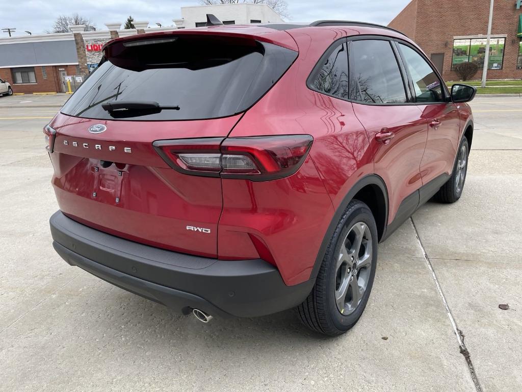 new 2025 Ford Escape car, priced at $33,383