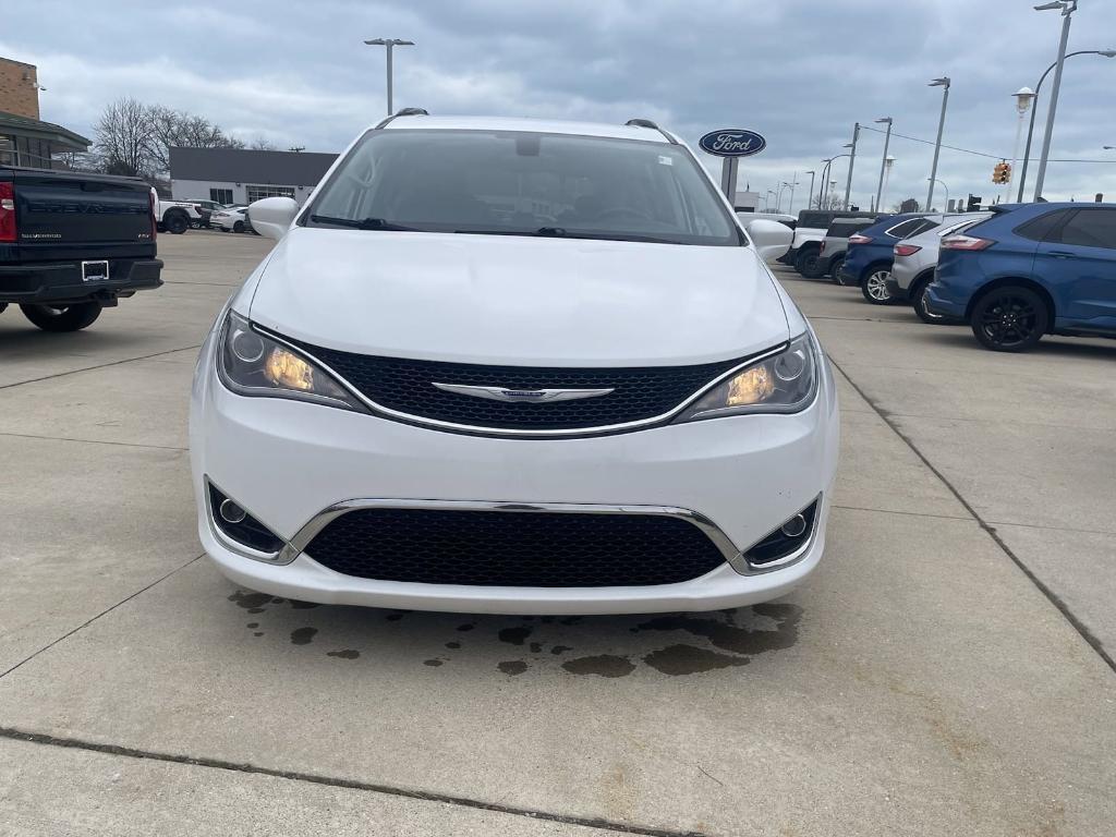 used 2017 Chrysler Pacifica car, priced at $11,999