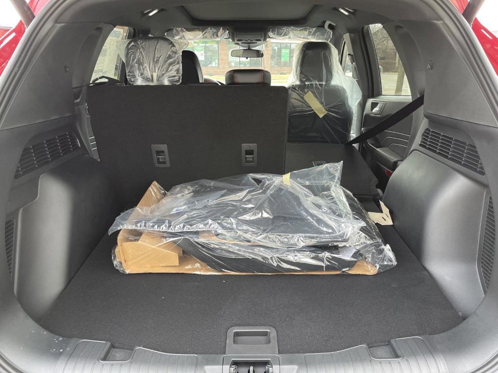 new 2025 Ford Escape car, priced at $35,040