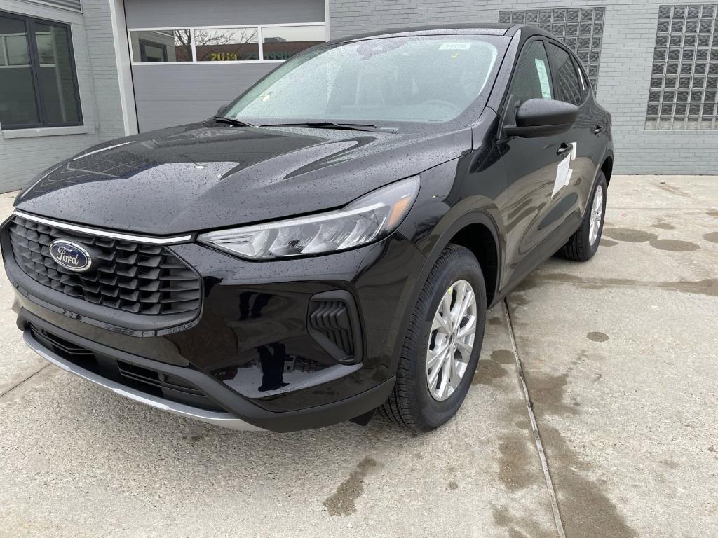 new 2025 Ford Escape car, priced at $31,546