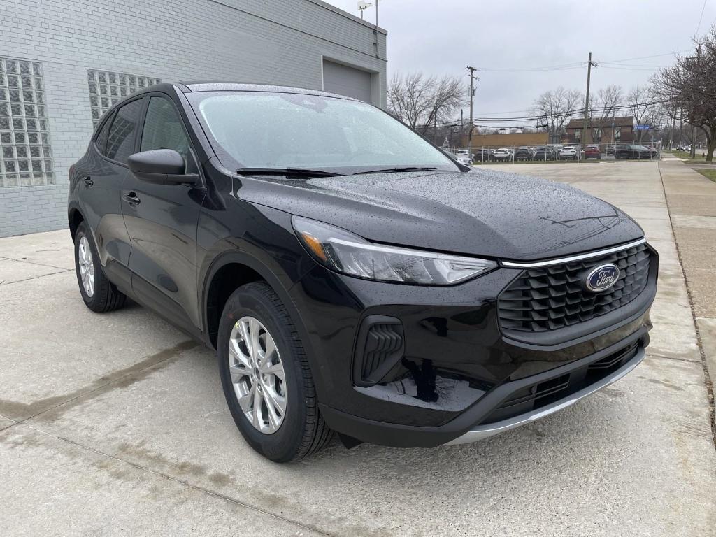 new 2025 Ford Escape car, priced at $31,546