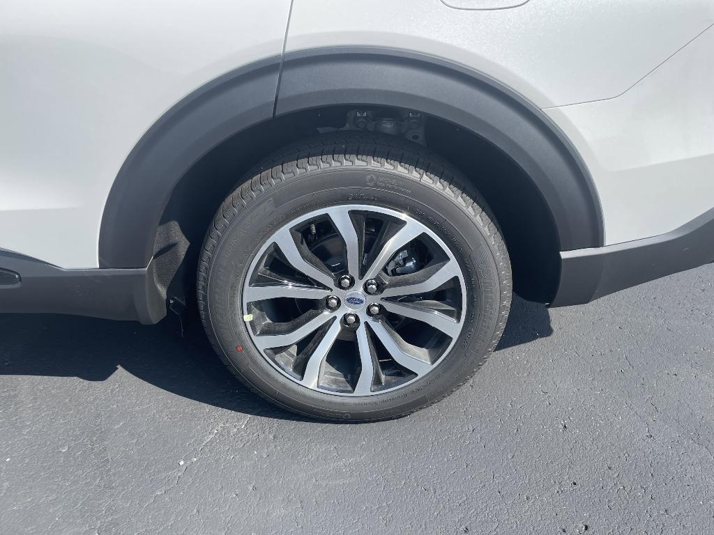 new 2025 Ford Explorer car, priced at $46,833