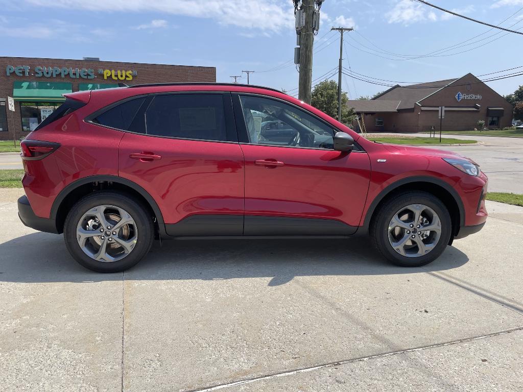 new 2025 Ford Escape car, priced at $35,933
