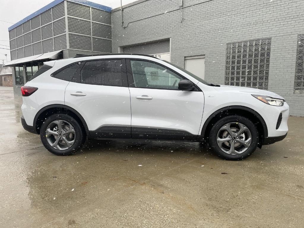 new 2025 Ford Escape car, priced at $32,939