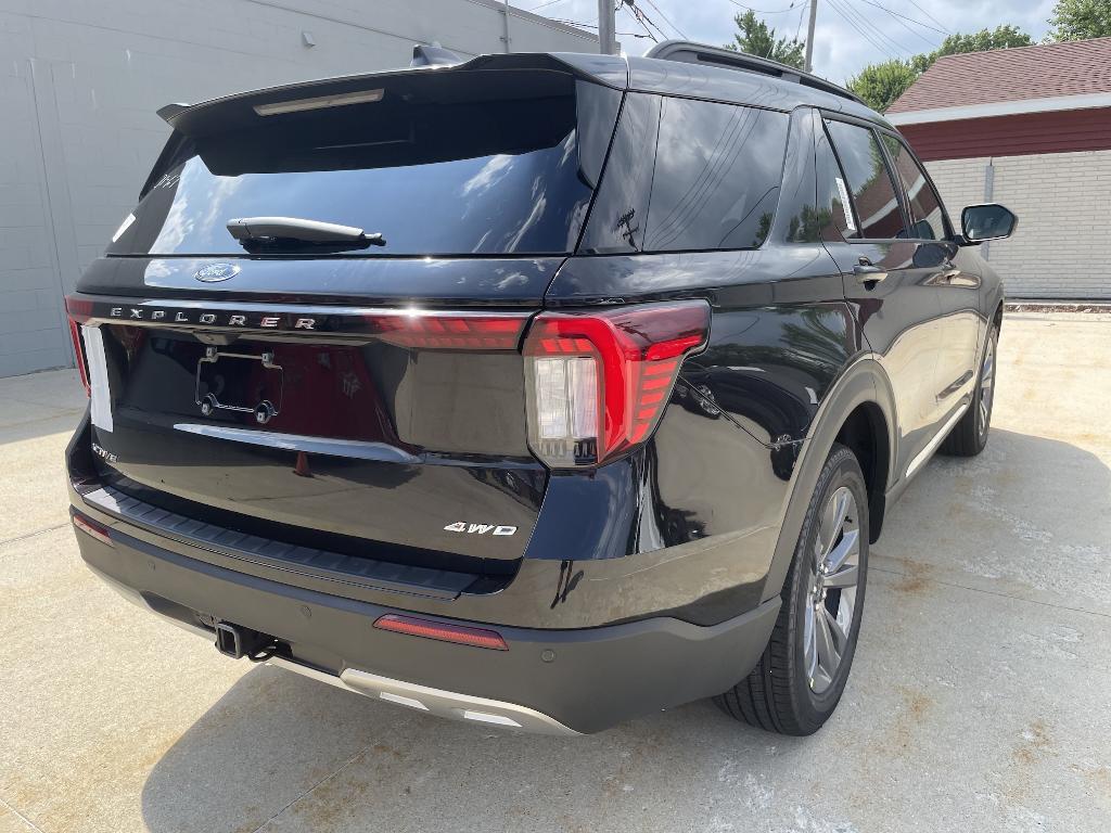 new 2025 Ford Explorer car, priced at $45,872