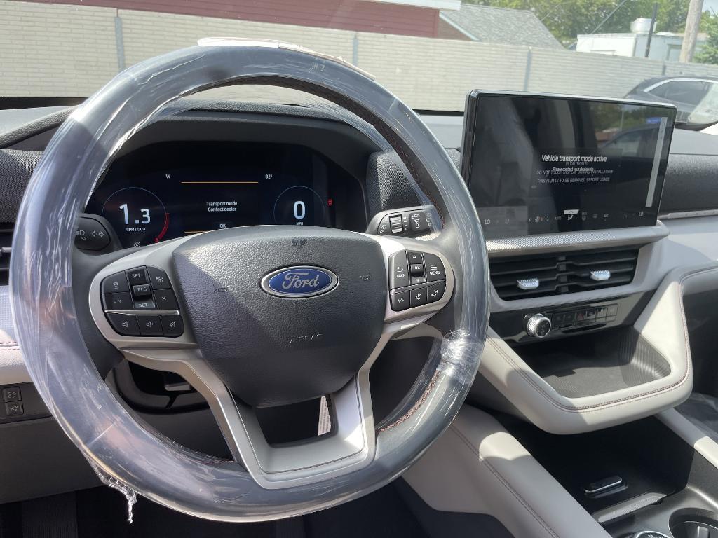 new 2025 Ford Explorer car, priced at $45,872