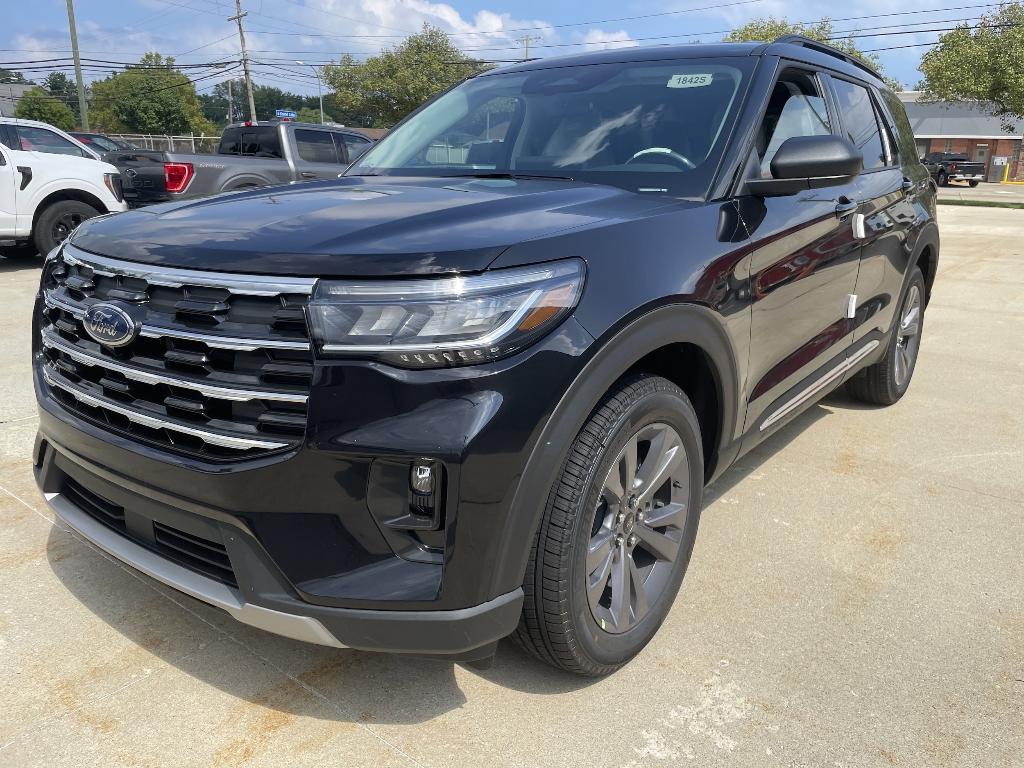 new 2025 Ford Explorer car, priced at $45,872