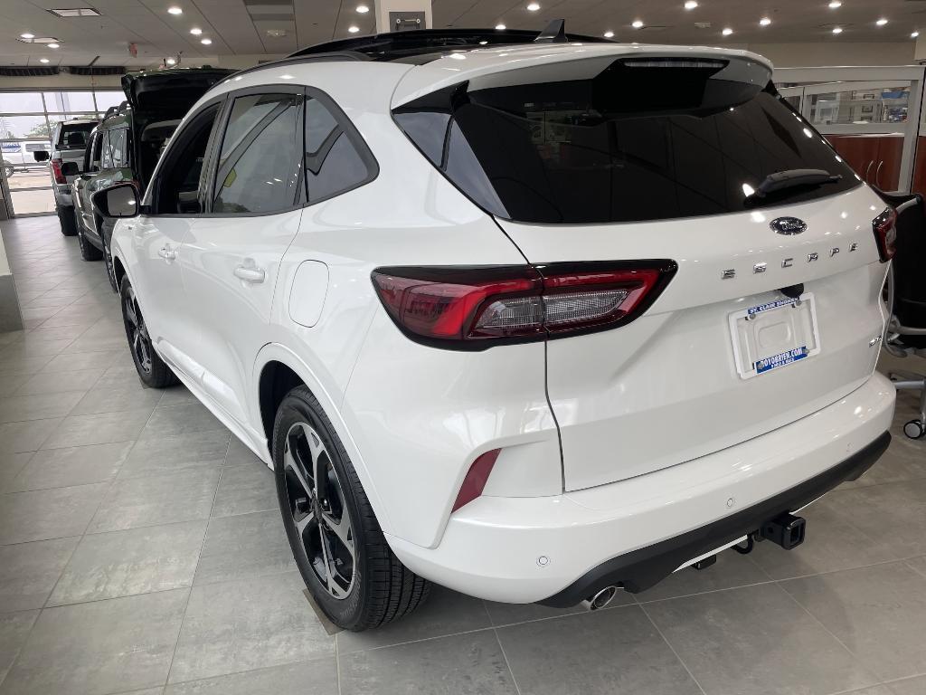 new 2025 Ford Escape car, priced at $40,151