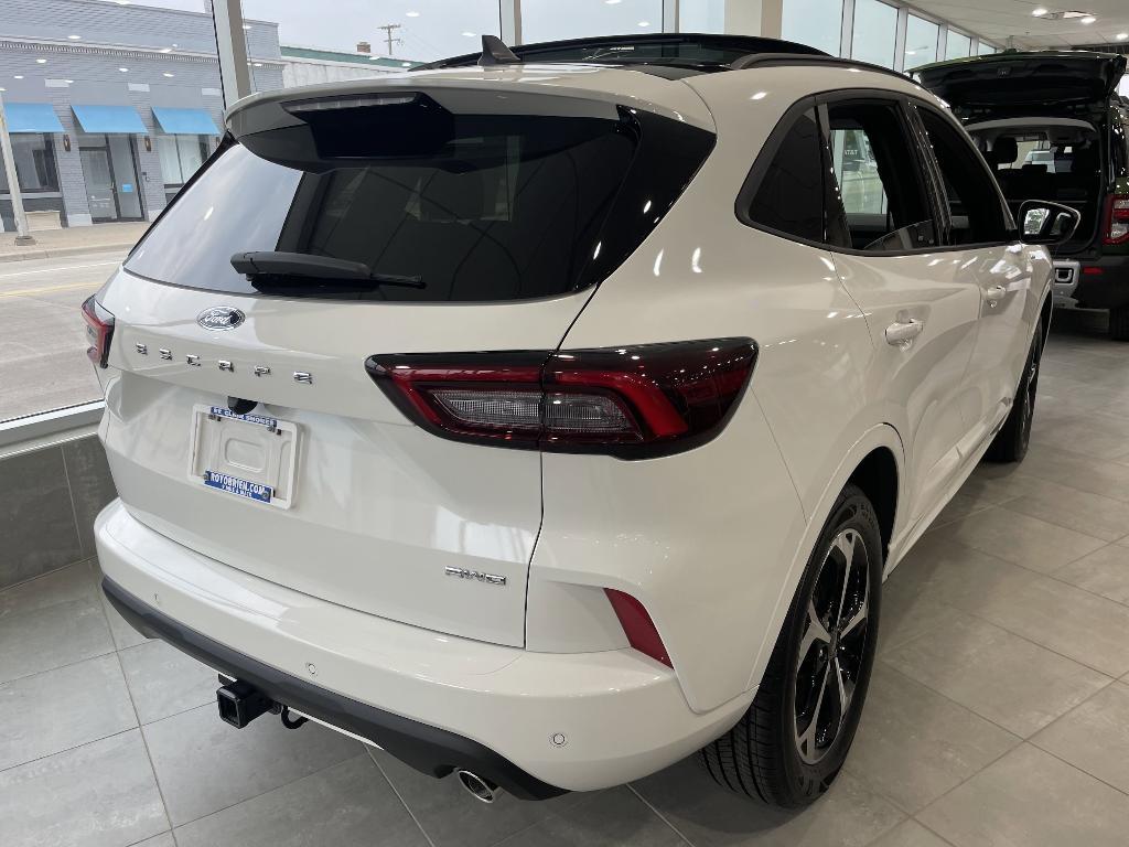 new 2025 Ford Escape car, priced at $40,151