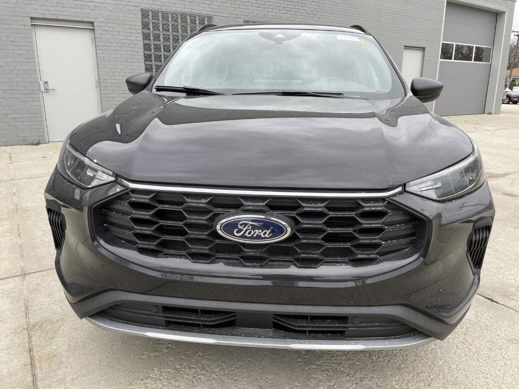 new 2025 Ford Escape car, priced at $32,939