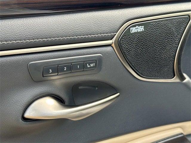 used 2019 Lexus ES 350 car, priced at $26,345