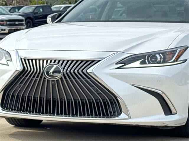 used 2019 Lexus ES 350 car, priced at $26,345