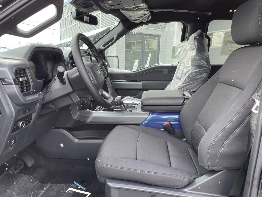 new 2025 Ford F-150 car, priced at $55,912