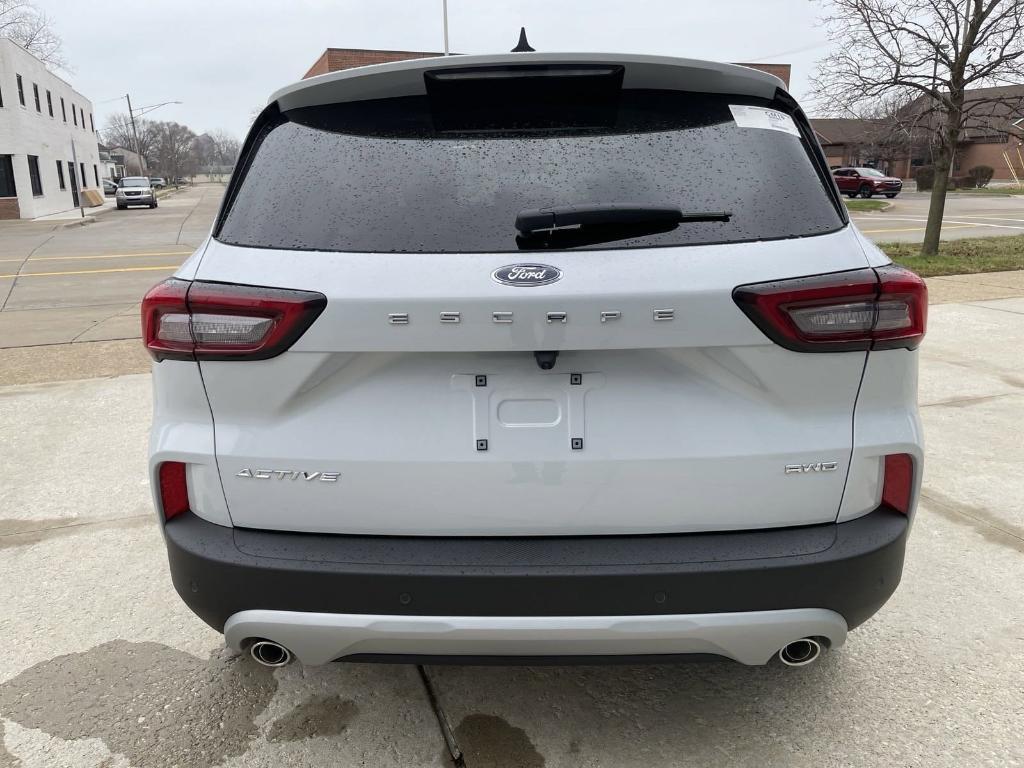 new 2025 Ford Escape car, priced at $31,990