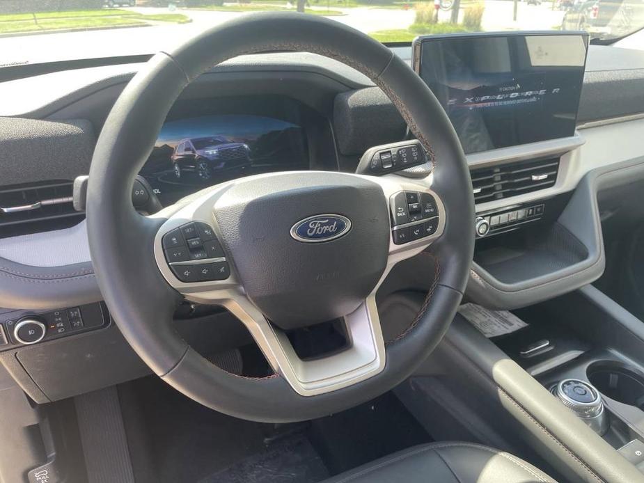 new 2025 Ford Explorer car, priced at $44,561