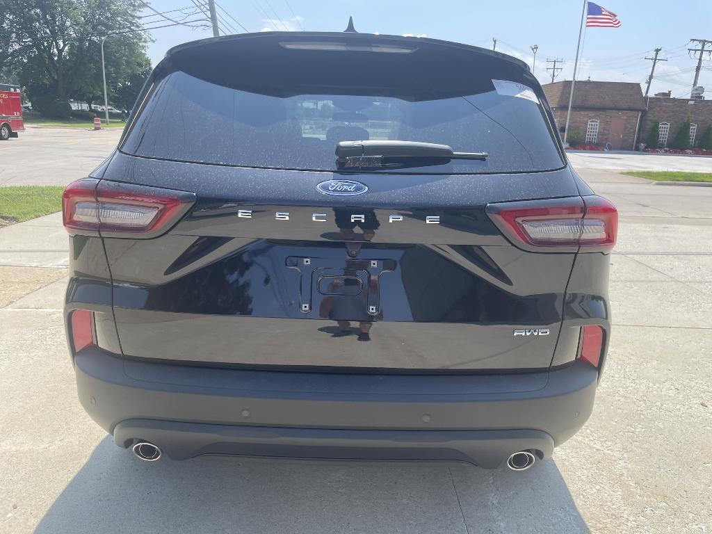 new 2025 Ford Escape car, priced at $34,058