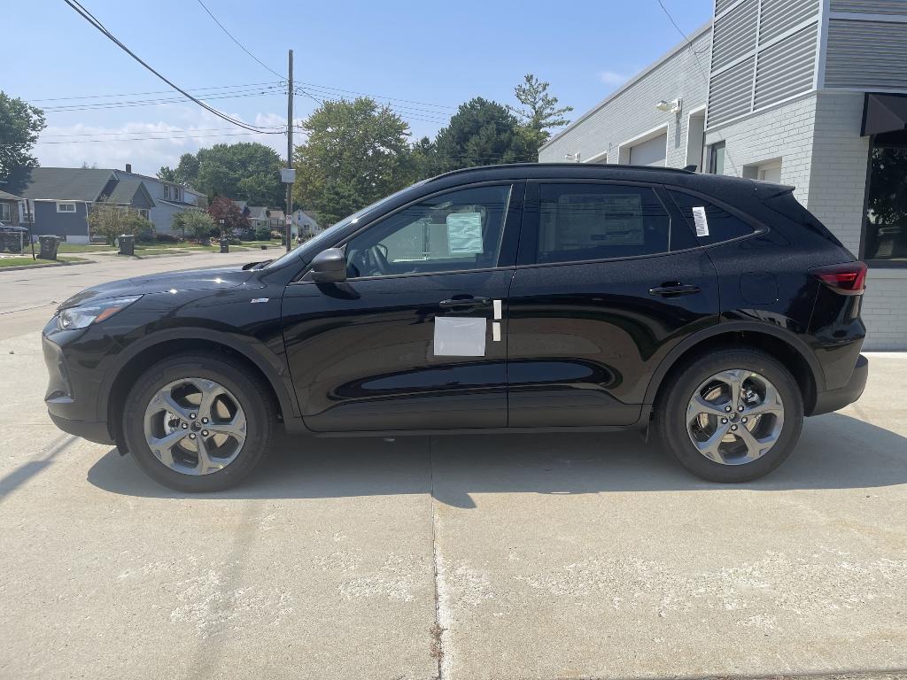 new 2025 Ford Escape car, priced at $34,058