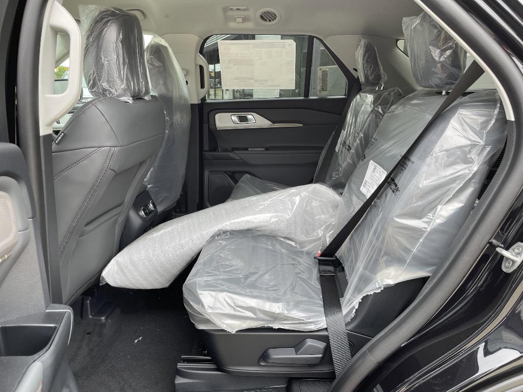 new 2025 Ford Explorer car, priced at $45,838