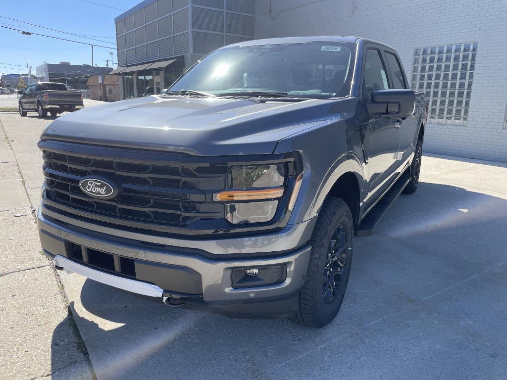new 2025 Ford F-150 car, priced at $58,562