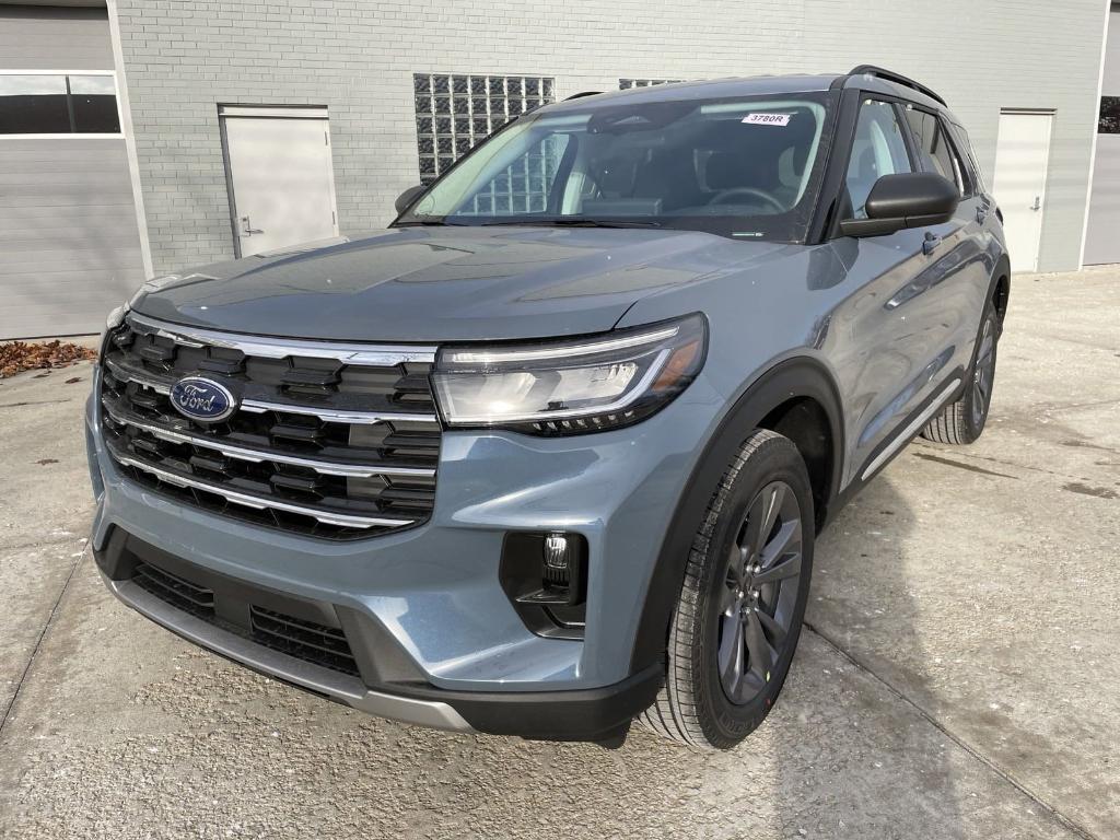 new 2025 Ford Explorer car, priced at $45,530