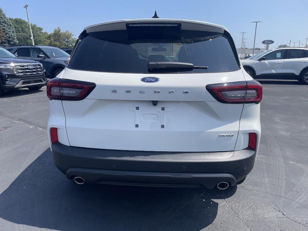 new 2025 Ford Escape car, priced at $35,489