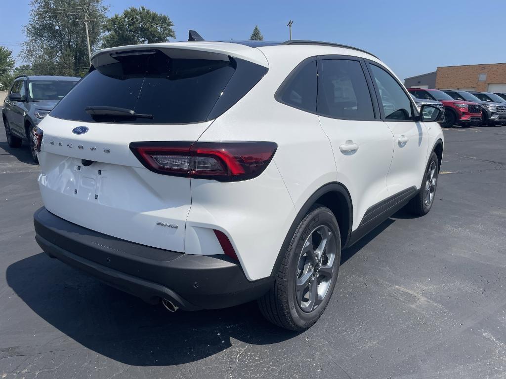 new 2025 Ford Escape car, priced at $35,489