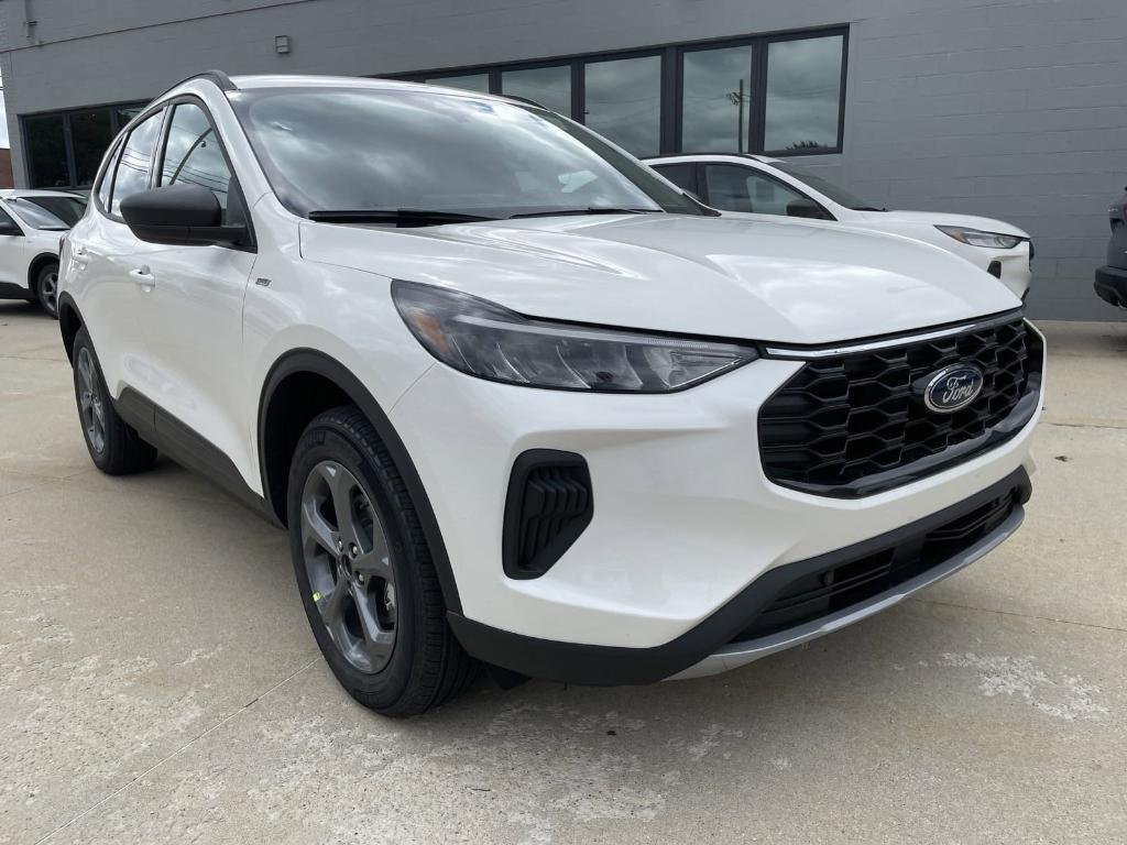 new 2025 Ford Escape car, priced at $33,599