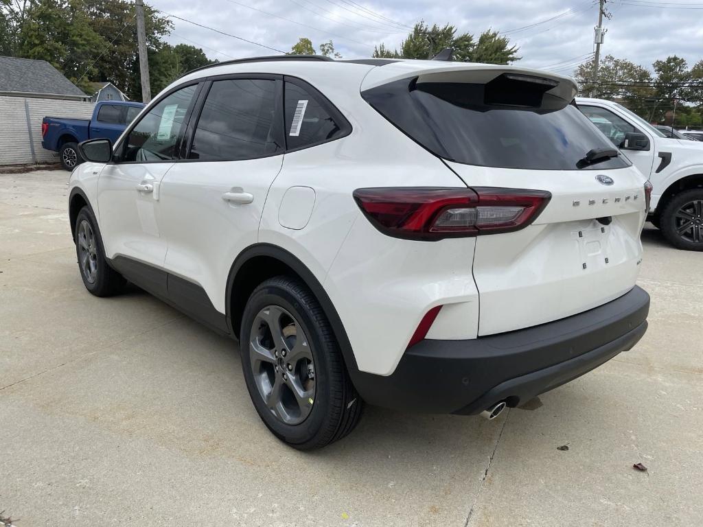 new 2025 Ford Escape car, priced at $33,599