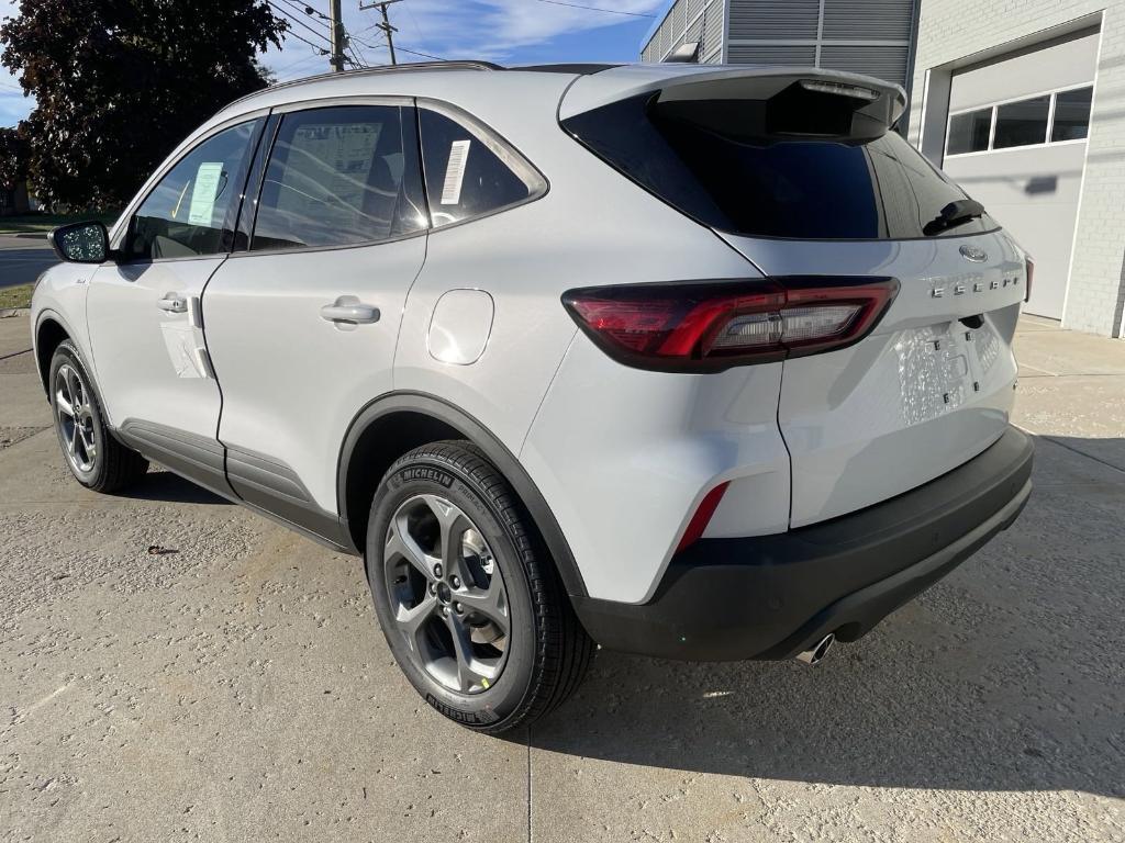 new 2025 Ford Escape car, priced at $32,827