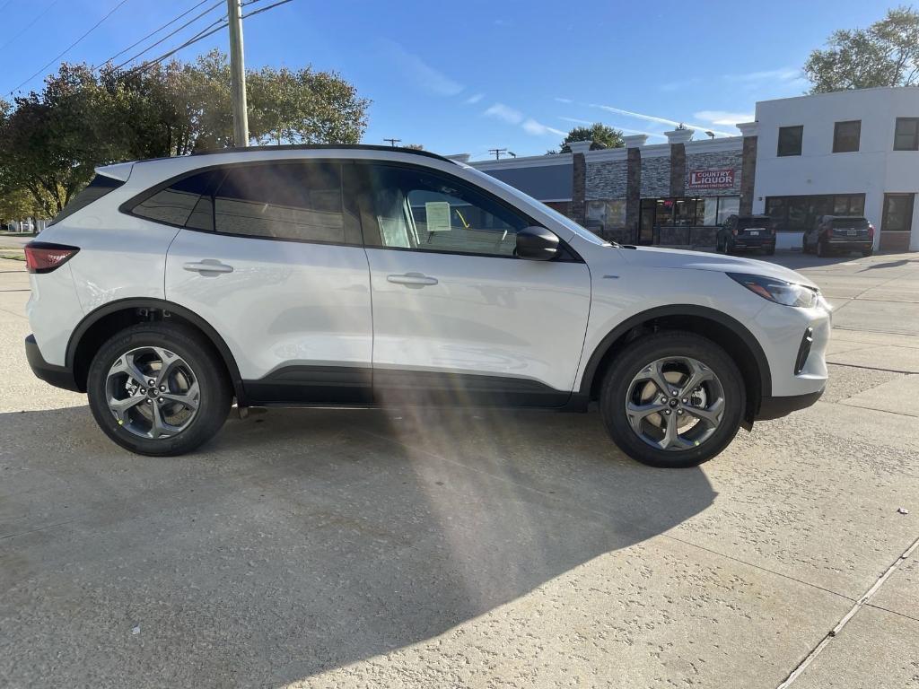 new 2025 Ford Escape car, priced at $32,827