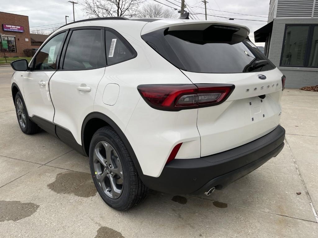 new 2025 Ford Escape car, priced at $33,832