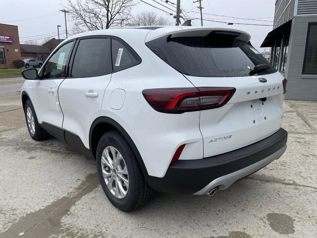 new 2025 Ford Escape car, priced at $30,654