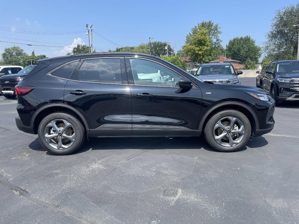 new 2025 Ford Escape car, priced at $32,936