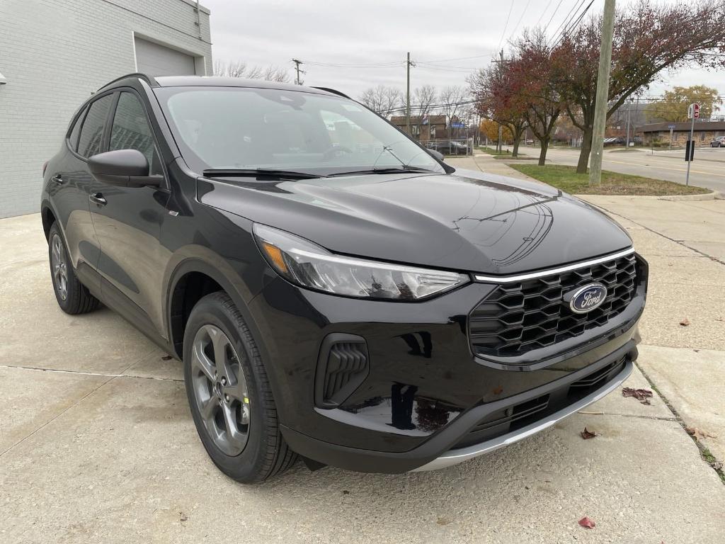 new 2025 Ford Escape car, priced at $32,939