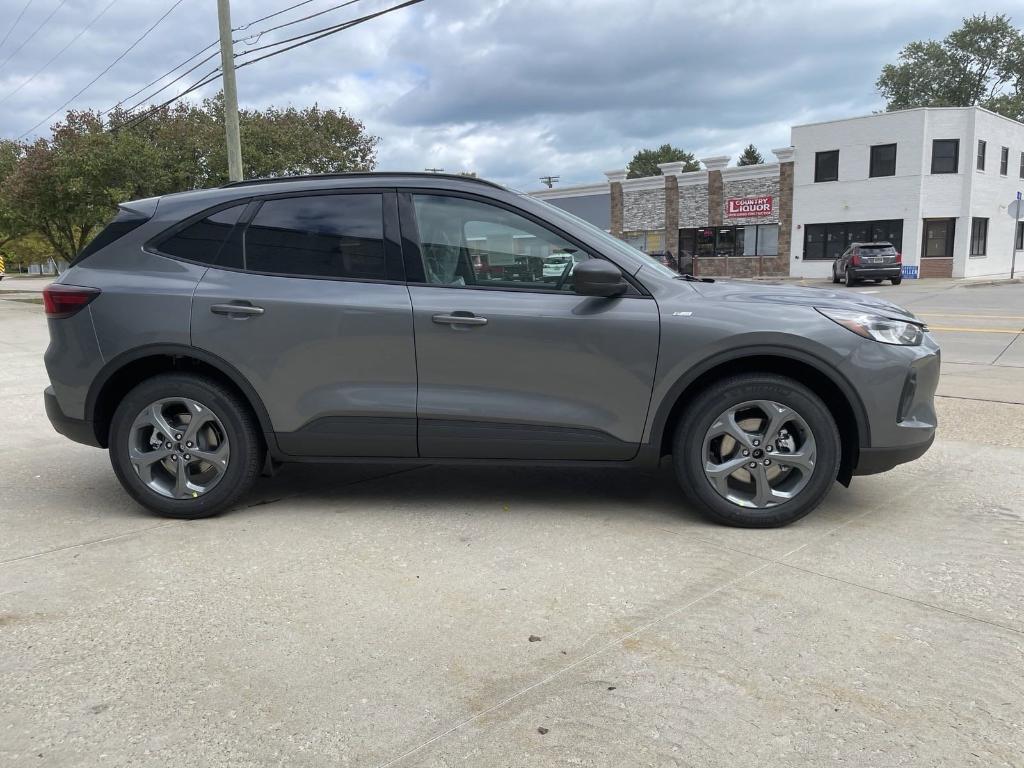 new 2025 Ford Escape car, priced at $32,827