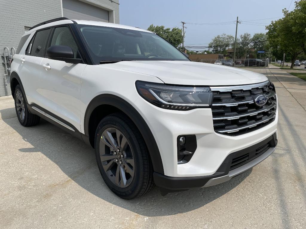 new 2025 Ford Explorer car, priced at $46,222