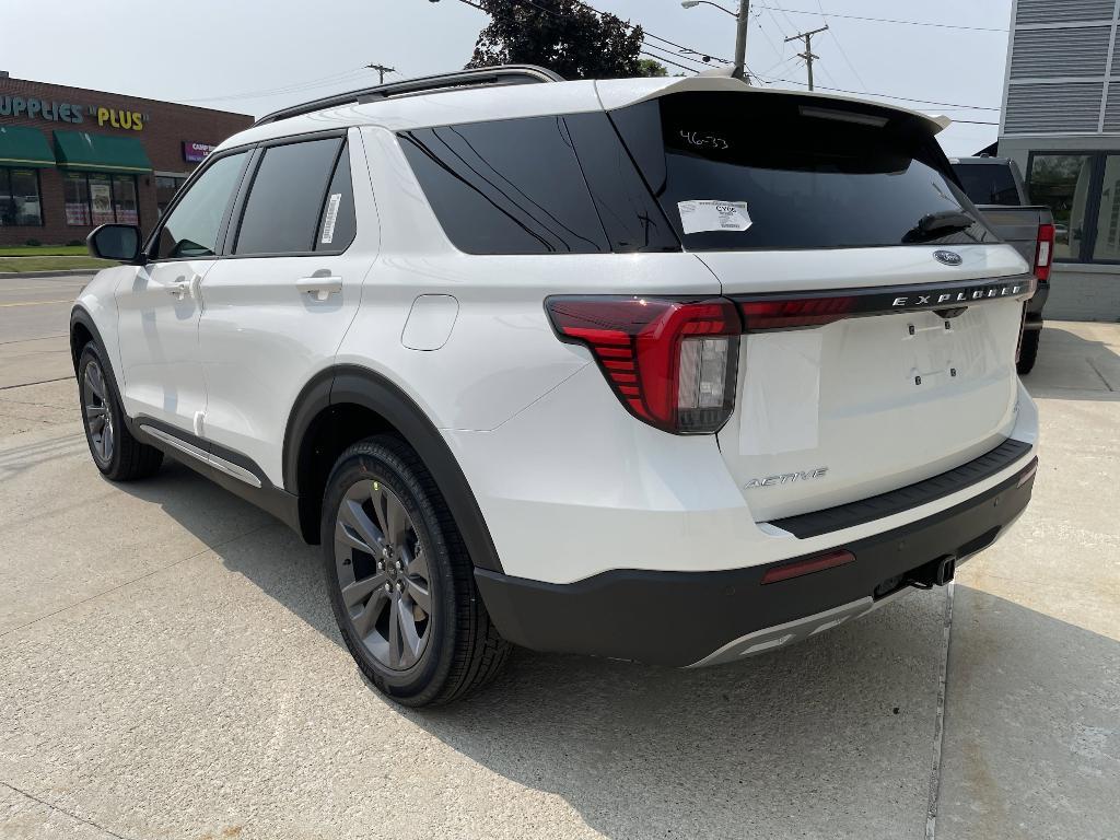 new 2025 Ford Explorer car, priced at $46,222