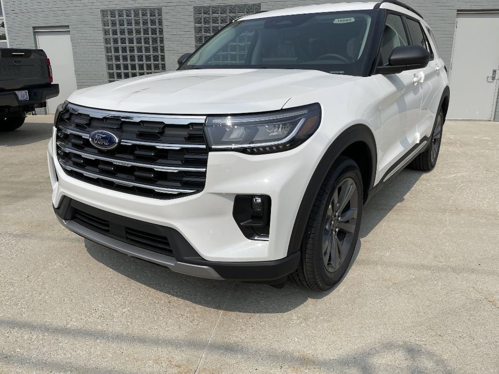 new 2025 Ford Explorer car, priced at $46,222