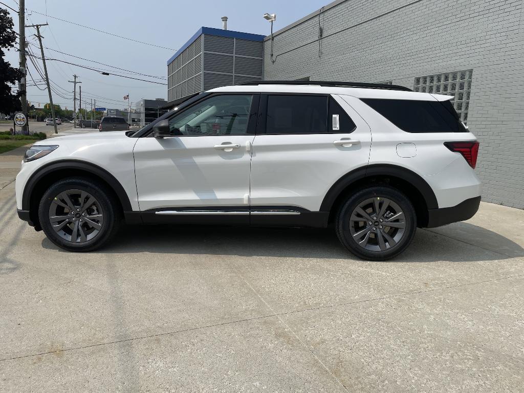 new 2025 Ford Explorer car, priced at $46,222