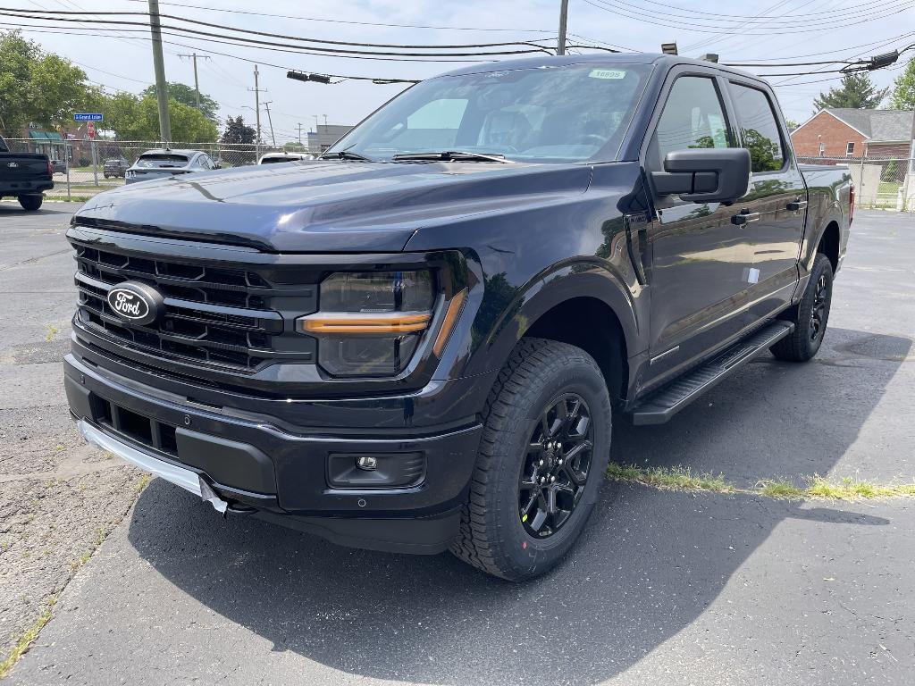 new 2025 Ford F-150 car, priced at $58,712