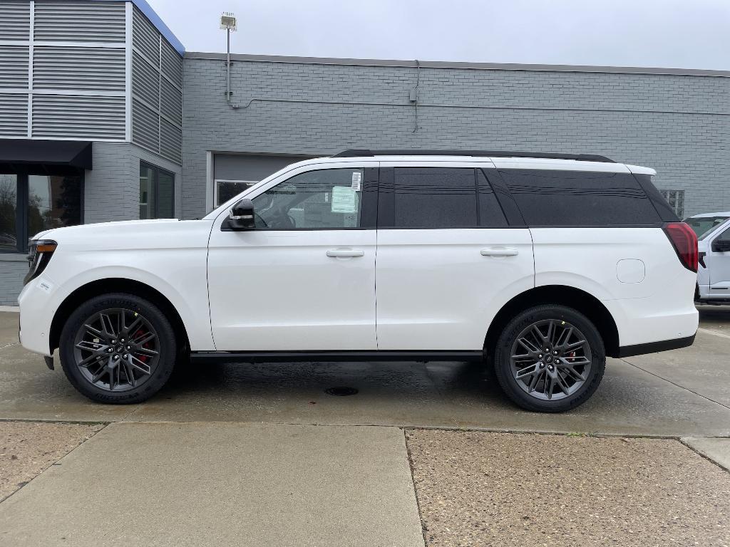 new 2025 Ford Expedition car, priced at $88,745