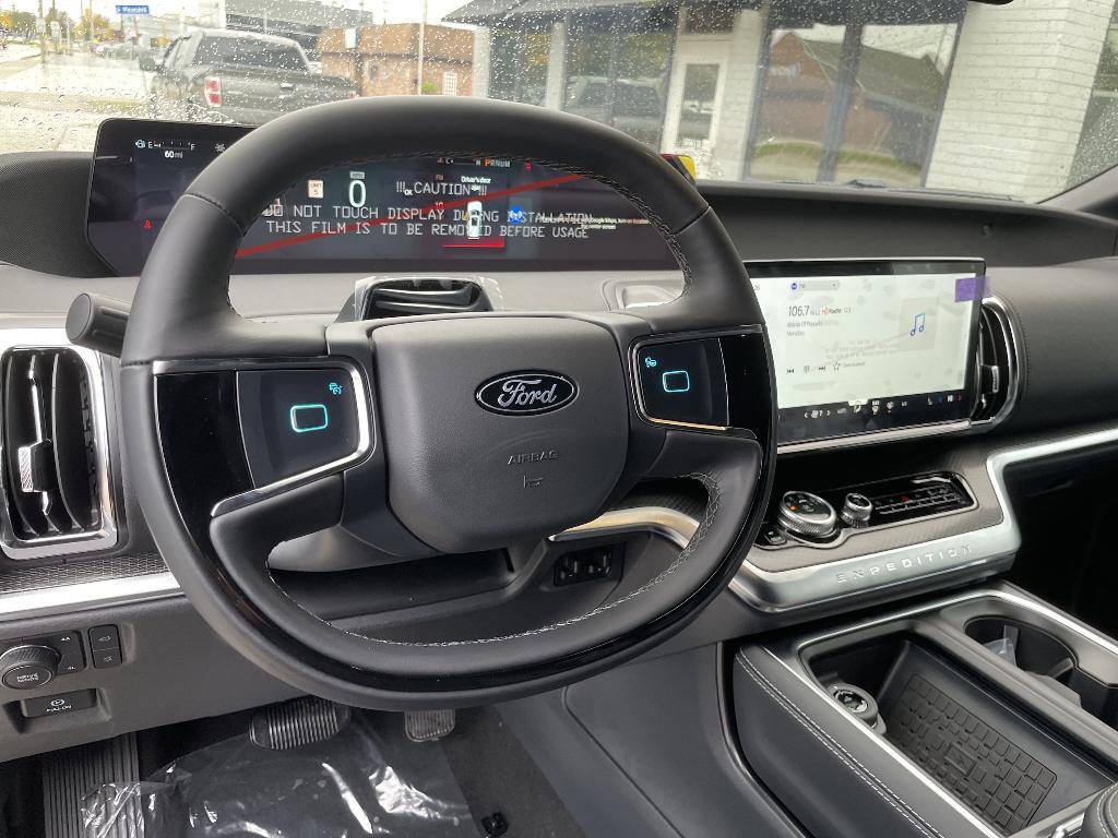 new 2025 Ford Expedition car, priced at $88,745